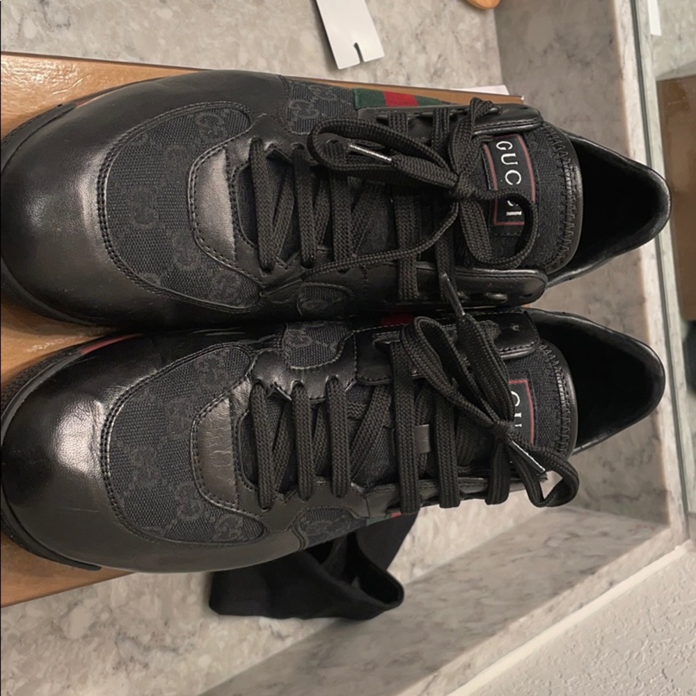 Men’s gucci sneakers